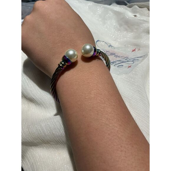 🌈 Iridescent Pearl Cuff Bracelet – Stainless Steel Rainbow Cable Design” - Picture 13 of 16